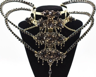 Vampire Dark Queen Cage Choker