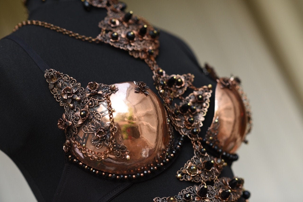 Buy Metal Couture Bra Jewellery. Antique Copper and Rose Gold / HIRE Online  in India 
