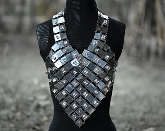 Stainless steel Metal Crop Top Armor Crystal & rose gold studs