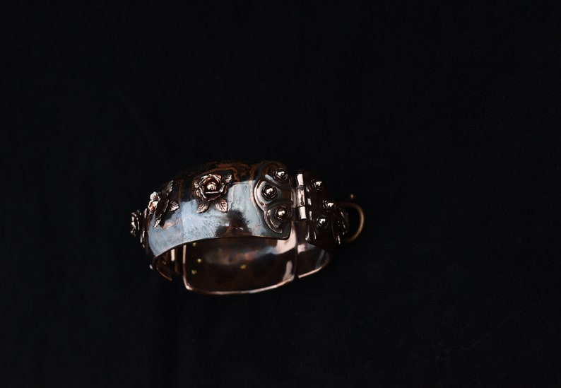 Forge Blackened with Coal Red Copper Roses ChokerCollar