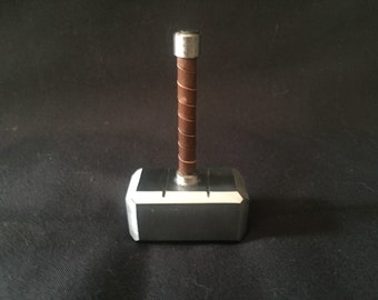 Mini Metal Thor Hammer