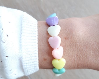 Bracelet Perles cœurs pastels