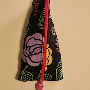 Small Floral Pencil Case - Storage Bag - Make up Case - Zipper Pouch