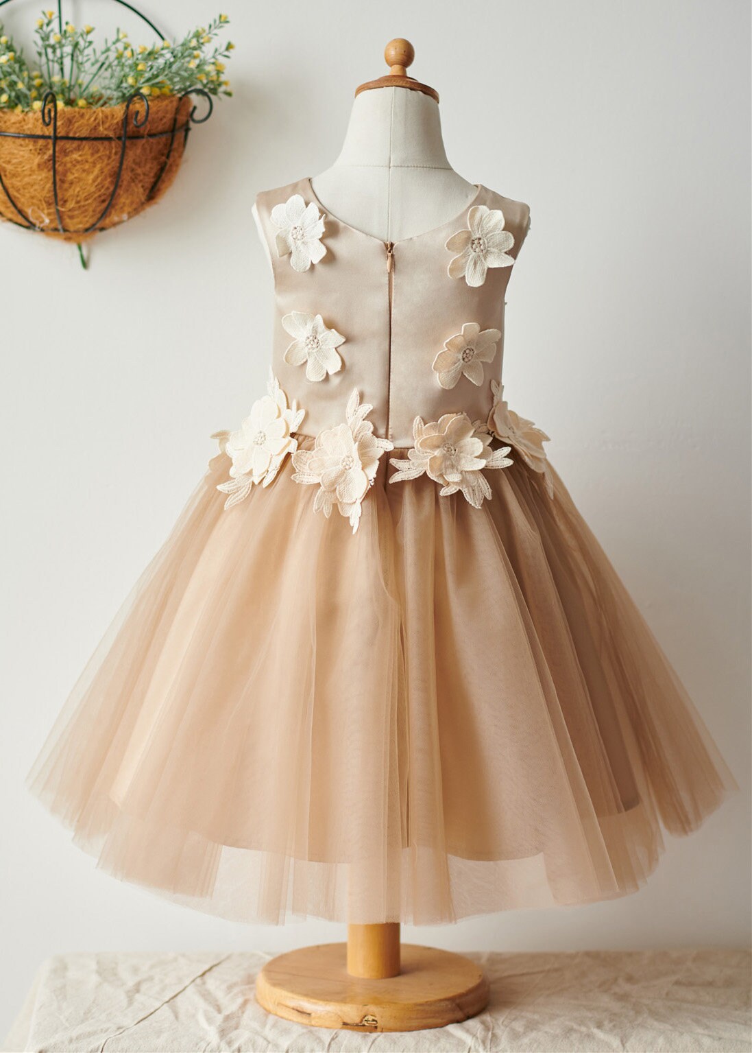 Satin Tulle Knee-length Dress