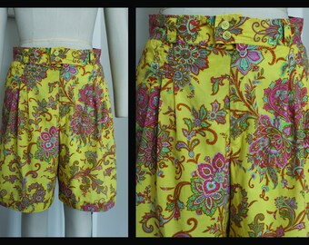 Vintage 80s womens shorts, size 38,size8 ,yellow ,floral pattern