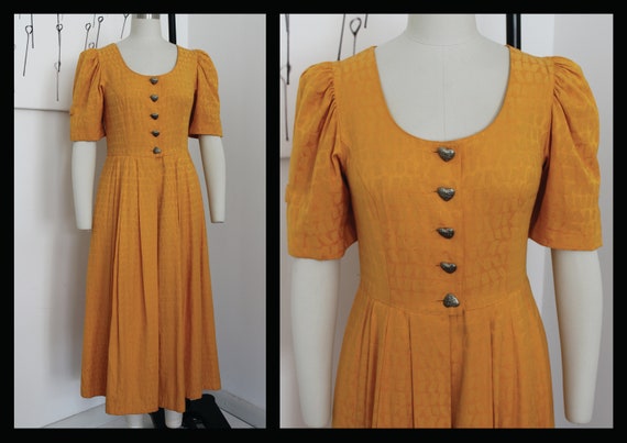Vintage Traditional Drindl dress , Bavarian, Octo… - image 1
