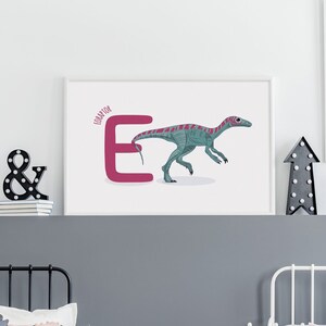 Carta E, Eoraptor Dinosaur Illustration, Alphabet Dinosaur Wall Art, decoración de la habitación para niños, impresión horizontal de dinosaurios ABC, vivero, imprimible