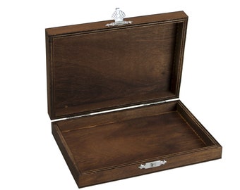 Small, flat wooden box with hinged lid (155 x 105 x 25 mm L/W/H Inside) - box - box -