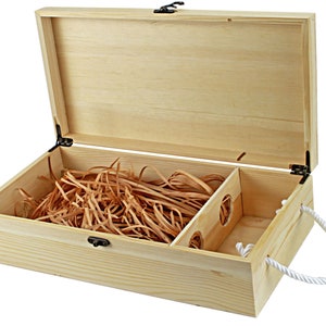 RUSTIC wine box with carrying cord and decorative wool - for 2 bottles of wine - bottle box - wine box - wooden box - gift box - B-stock