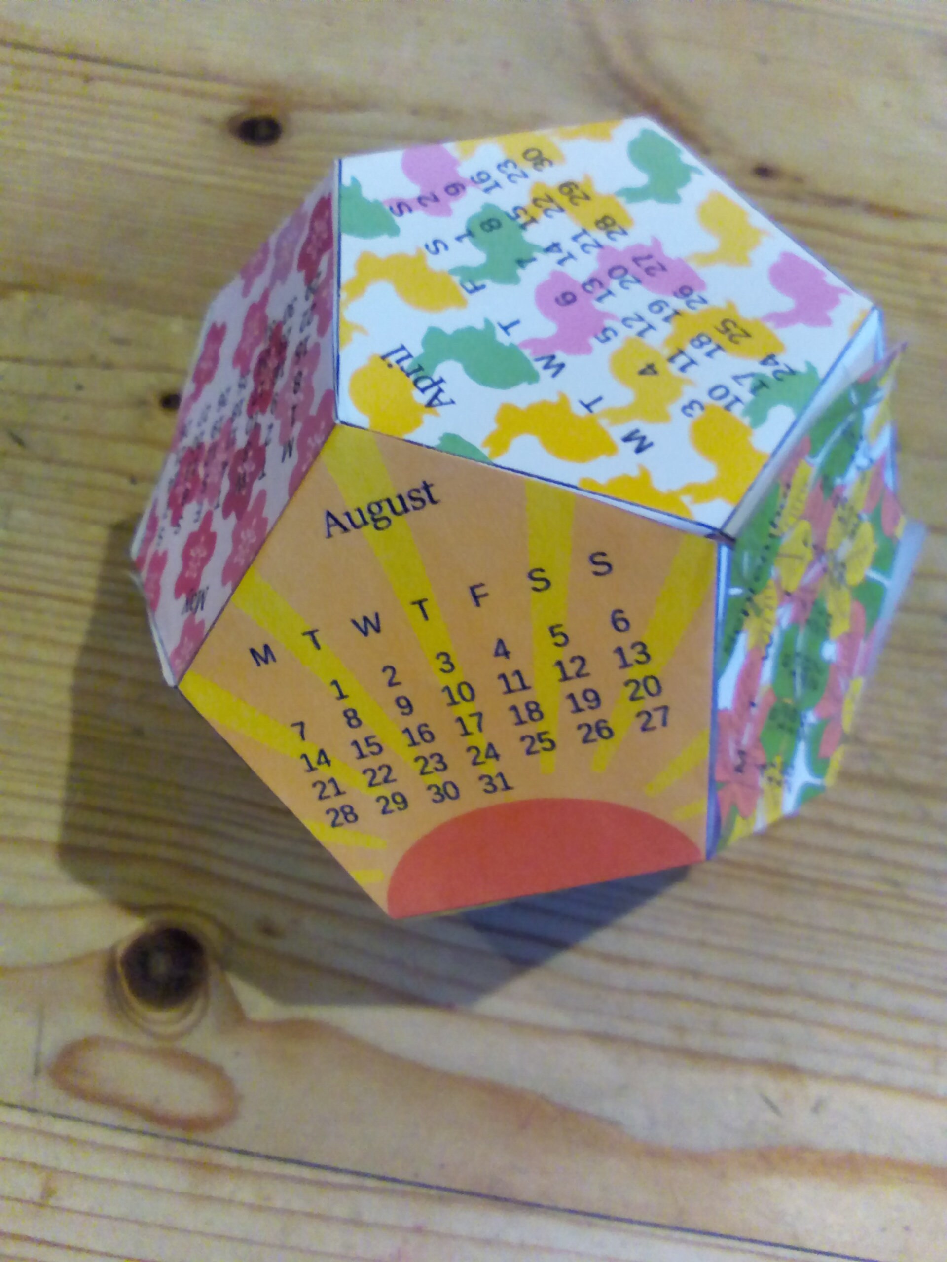 Calendario Dodecaedro 2024 imprimible Etsy España
