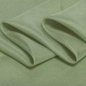 100% pure silk 8mm silk habotai  fabric pea green color 114cm width lining fabric sell by the yard