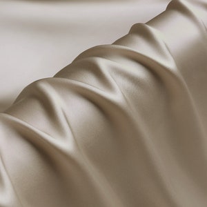 100% silk camel color 19mm silk satin fabric for dress shirts, pajamas, evening dress, DIY handmade, sell by the yard, made in China
