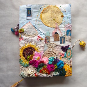 großes handgemachtes Buch Gästebuch Traumtagebuch Gartenbuch filigran aufwendig Textil Collage Textilkunst Sommer Garten OOAK Geschenk