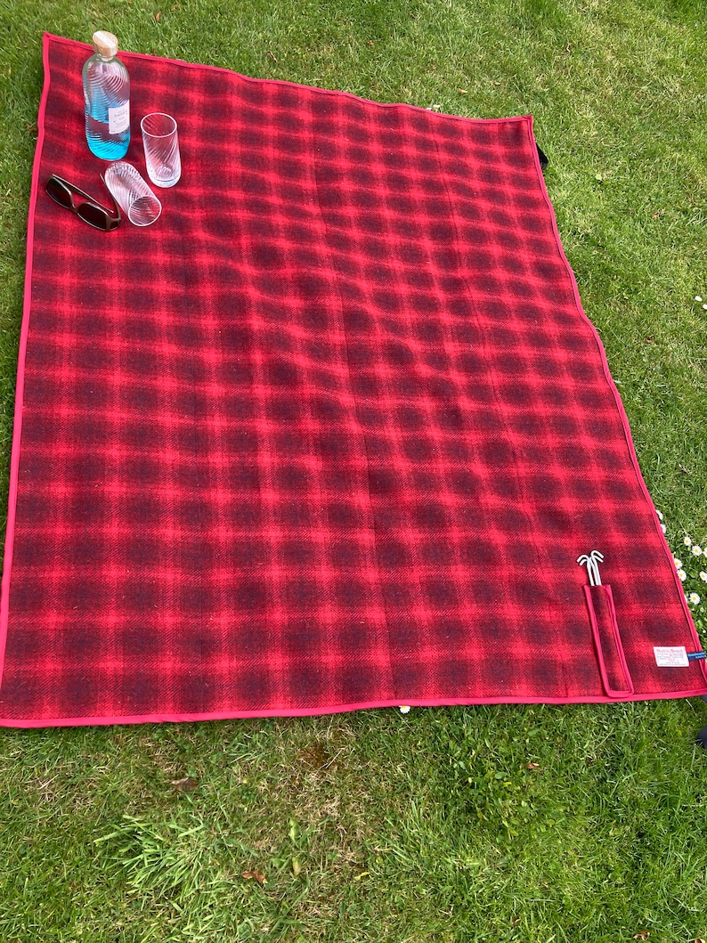 Harris Tweed Picnic Rug - Thumbnail 2