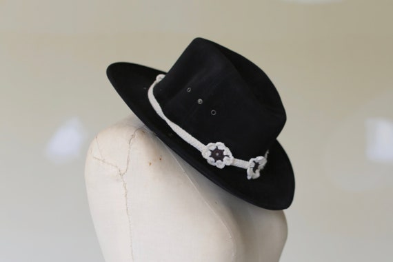 velvet cowboy hat