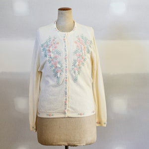 Vintage 1960s Beaded Floral Cardigan l Mid Century Wool Knit Sweater Cardi Jumper