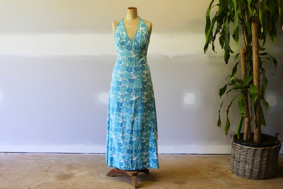 Halter neck floral maxi dress deals