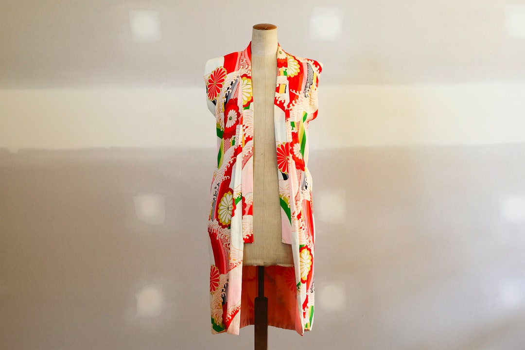 Vintage Japanese Floral Silk Kimono Vest Robe - Boho Hippie Festival ...