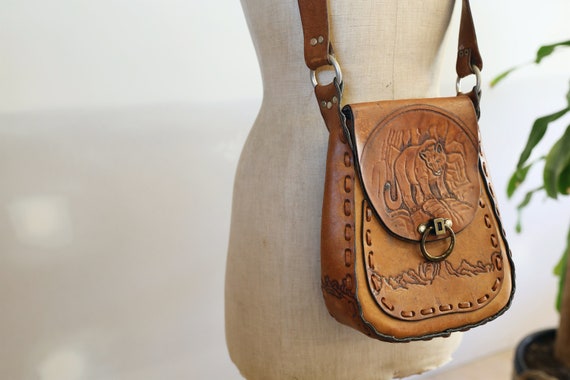 Vintage South Western Tooled Leather Cougar Puma … - image 4