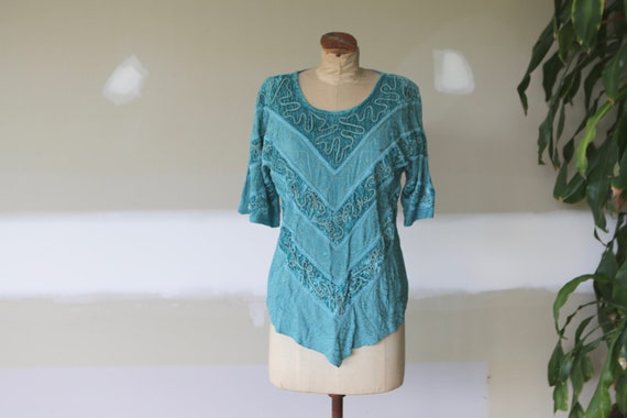 Vintage Boho Velvet Embroidered Blouse - image 2