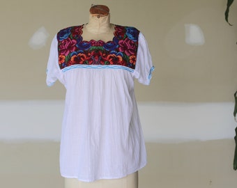 Vintage Mexican Floral Embroidered Blouse l Hippie Boho Festival Blouse