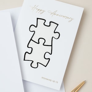 Tarjeta Cristiana Aniversario - Rompecabezas - Romanos 12:10 versículo bíblico - Dedicaos unos a otros en amor