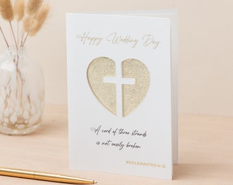 Carte chrétienne le jour du mariage - Trois accords - Croix en coeur (Or texturé) - Verset biblique Ecclésiaste 4:12 - Une corde à trois brins