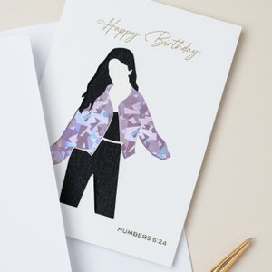 Cartão cristão de aniversário - Casual Girl (Pink Sparkles) - Números 6:24 versículo bíblico - O Senhor te abençoe e te guarde