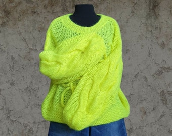 Oversized Mohair Sweater, Hand Knitted Neon Green Yellow, Fluo Yellow, Cozy Winter Sweater, Custom Monogram Balloon Sweater