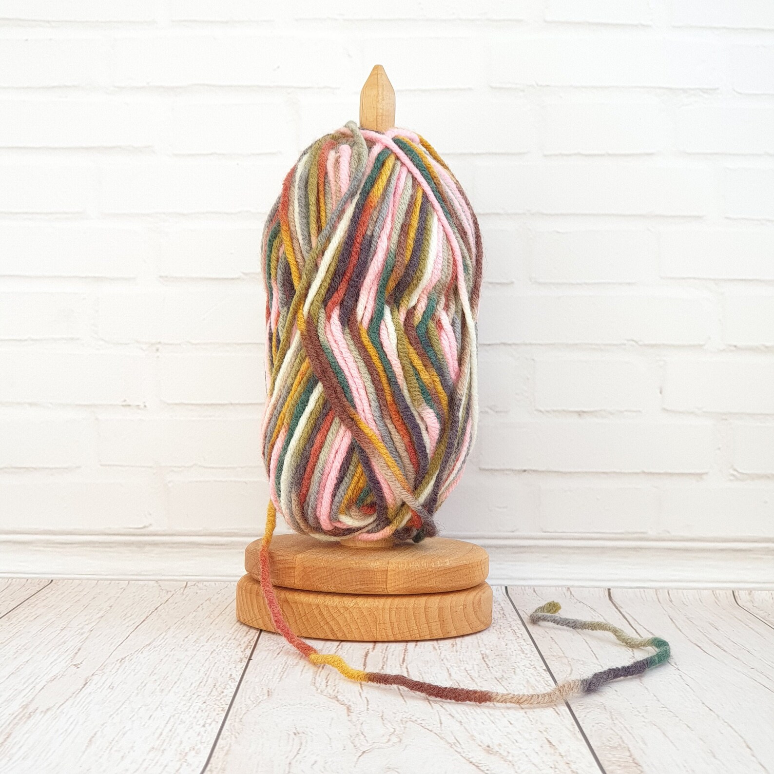 Knitting looms yarn butler Handmade yarn holder Holder Wool Etsy