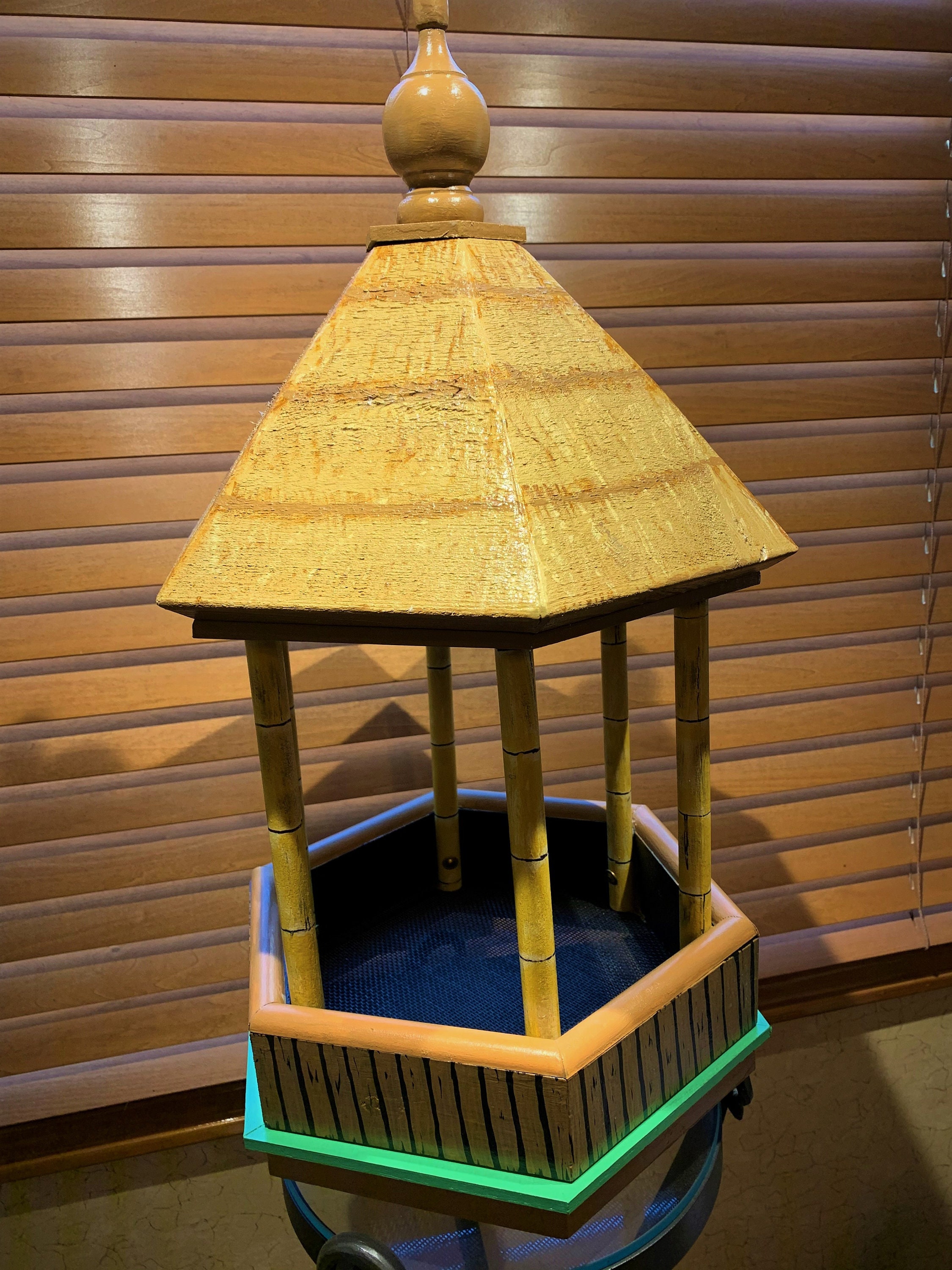 Artistic Bird Feeder Tiki Gazebo