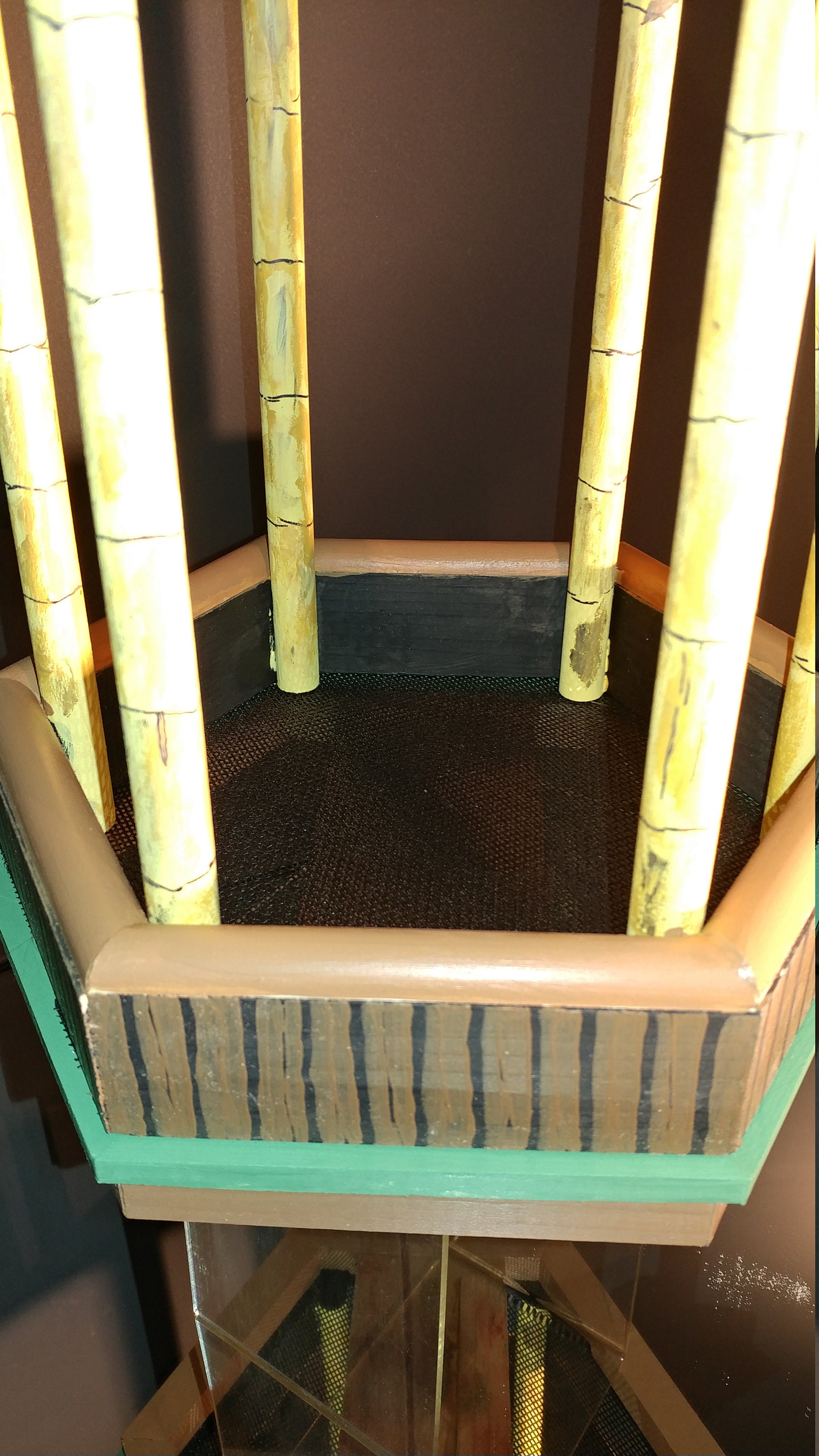 Artistic Bird Feeder Tiki Gazebo