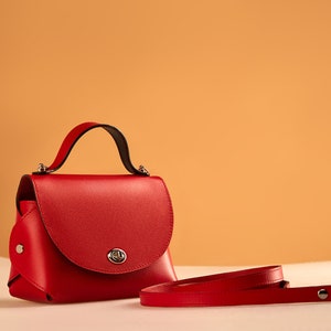 Sac à bandoulière classique en cuir rouge, petit sac à main en cuir rouge, petit sac à main rouge pour femme, petit sac en cuir italien rouge