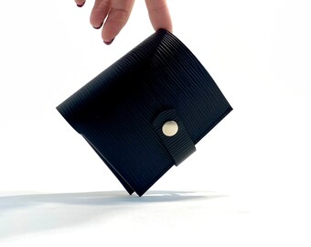 Black Classic Wallet for Woman, Refined Leather Wallet, Black Leather Purse, Embossed Leather Wallet