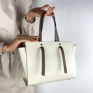 Top handle leather bag woman, Ivory leather shoulder bag,  Ivory crossbody bag, White leather purse, Zipper leather handbag, Business bag