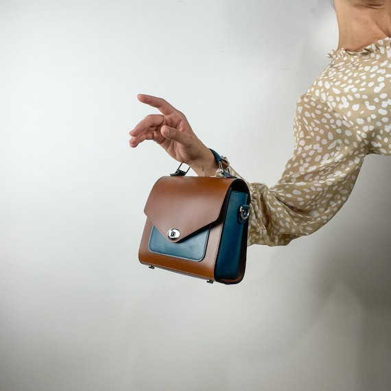 Time of Your Life Beaded Clock Top Handle Handbag