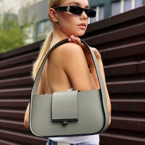 Grey leather baguette bag for woman, Grey leather crossbody bag, Grey leather purse, Grey leather handbag for woman, All season bag woman