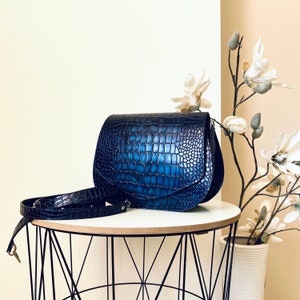 Bolso de mano para mujer de piel con relieve de cocodrilo azul, bolso clásico tipo sillín azul perla, bolso bandolera azul oscuro, monedero de piel con estampado de cocodrilo azul