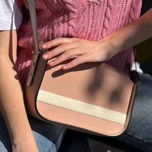 Pink stylish leather handbag for woman, Pink leather shoulder bag, Pink leather crossbody, Pink leather purse, Zipper leather handbag