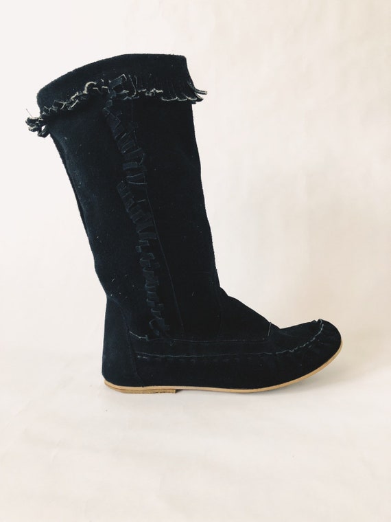 black moccasin boots