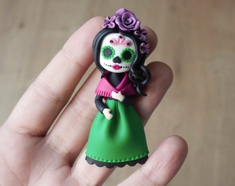 Polymer clay Dia de los muertos necklace, Calavera Catrina figure, Mexican tradition inspired jewelry, Skeleton woman pendant