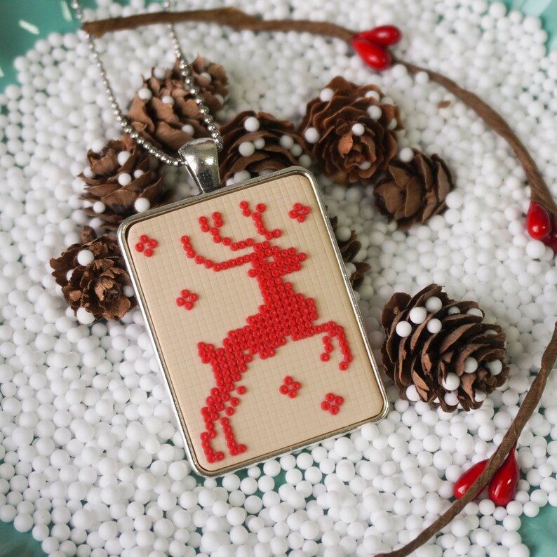 Cross stitch inspired christmas reindeer necklace, Christmas retro style faux embroidery jewelry, Polymer clay Santa's deer pendant image 4