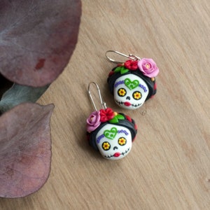 Dia de los muertos earrings, Calavera Catrina polymer clay jewelry, Day of the Dead skull earrings, Mexican tradition inspired jewelry