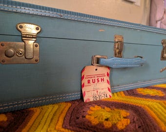 Vintage MCM Blue Carilite train case w/keys