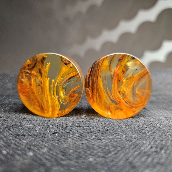 30mm Oregon Myrtle and Epoxy Resin Ear Plug Gauged Jewelry