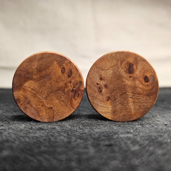 31mm Dad's Odds and Ends Recycled Scrap Wood Plugs