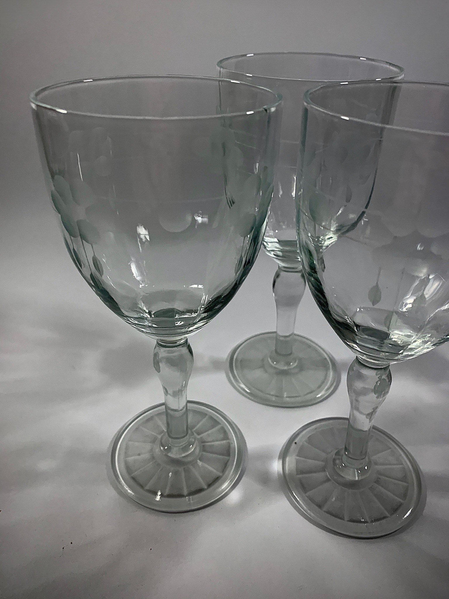 未使用・未開封　DREIMILLIONEN/AUS GLAS UND WEIN Rare Peill & Putzler Crystal Wine Glasses Zurich Pattern 6.5