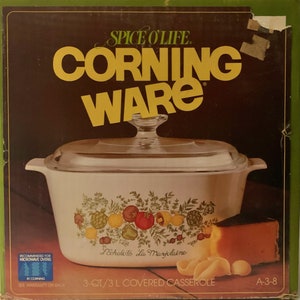 1970er Corningware Spice of Life 3Qt / 3L Auflaufform mit Deckel A-3-8, neu in Box, nie geöffnet