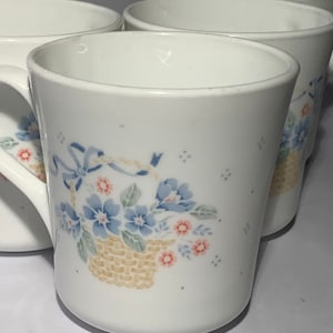 Corning Ware Country Cornflower Blue Flower Basket Cup Mug - Set of (4)