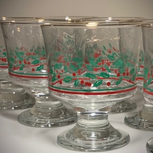 Vintage 1985 Arby’s Holly& Berry Footed Parfait Dessert Glasses - Set of (4)
